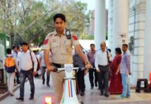 Chariot or Segway? Which is the best Transit Pods in India?